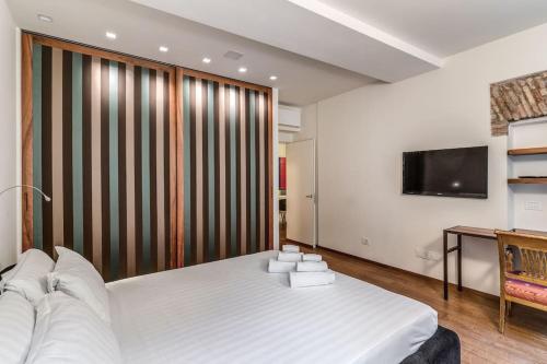 Domus Mondrian Luxury House - image 3