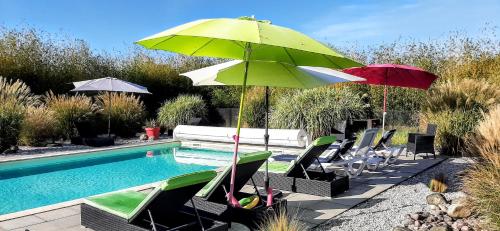 Gîte Mara des Bois - Pour 5-6 personnes - Idéalement situé pour visiter le Lot-et-Garonne - Piscine, grand jardin, terrasse avec barbecue