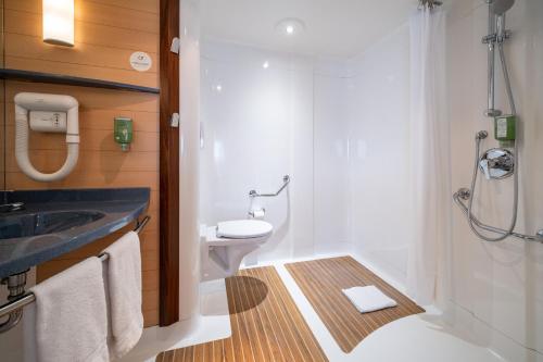 Novotel Suites Calais Coquelles Tunnel Sous La Manche - main image