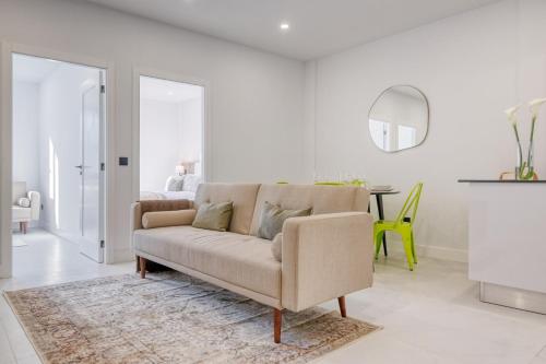 Beco Santa Emilia 2H, a Home in Madeira 4