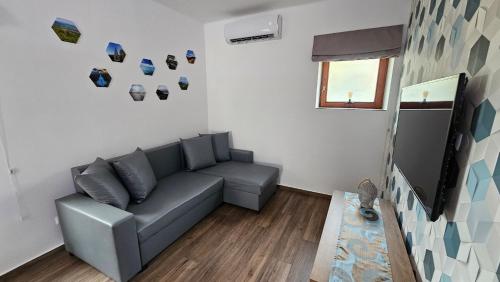 Menta Holiday Home