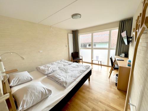 Hotel Klinten - image 10