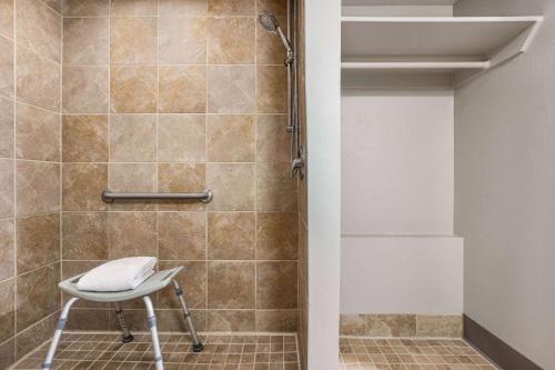 Days Inn by Wyndham Cocoa Beach Port Canaveral in Cocoa Beach, USA