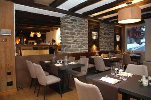 Lifestyle & Spa Hotel Grächerhof - image 12