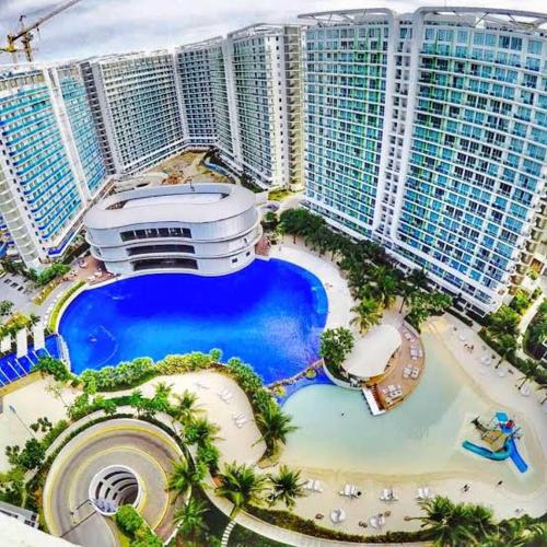 Swimming pool, Azure Urban Resort Condo Paranaque near NAIA Airport Free Highspeed WIFI and Netflix in Manila