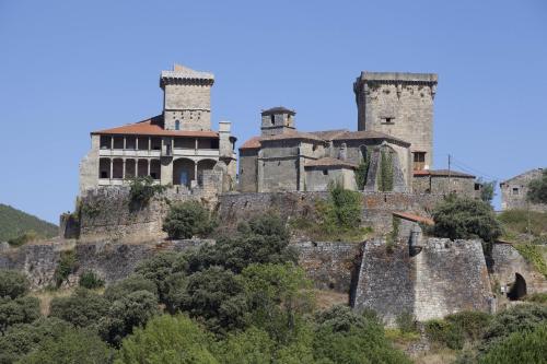 Parador Castillo de Monterrei - Hotel