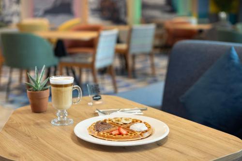 531283280 Hampton by Hilton Antalya Airport