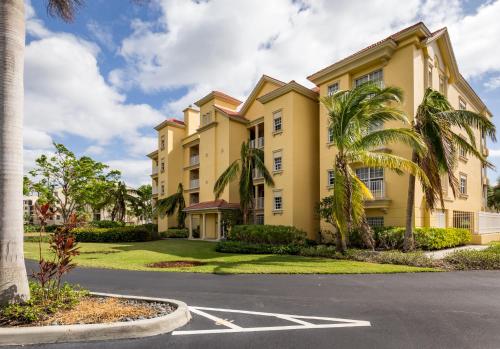 Bella Lago 241 - main image