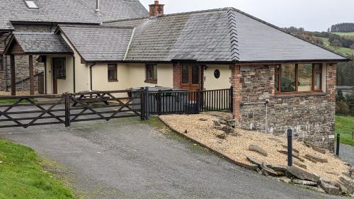 B&B Brecon - Vale Farm Cottages - Bed and Breakfast Brecon