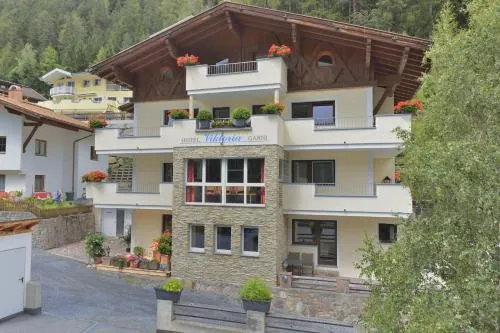 Hotel Garni Viktoria in Sankt Anton am Arlberg, Österreich