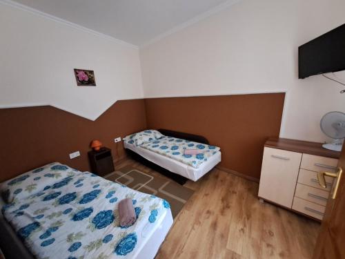 Two-Bedroom Apartment image 7