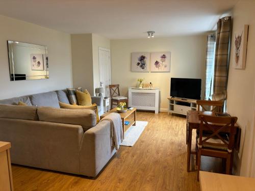 Conaglen, Glenloch View, Fort William 2-Bedroom Loch Side Flat 2