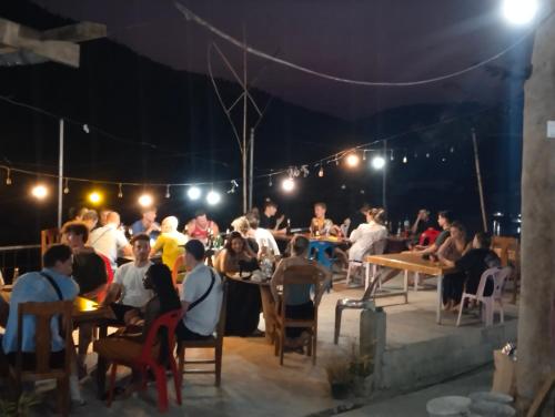 99 BACKPACKERS pakbeng in パクベン