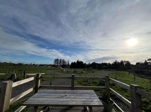 The Getaway - The Red Kite - Pet Friendly Luxury Glamping Cabin, Dungarvan (fotografie 10)