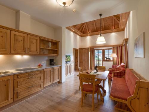 Two-Bedroom Apartment - Alpenrose
