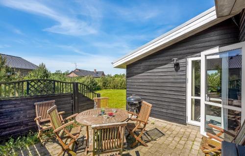 Exterior view, Gorgeous Home In Tarm With Sauna in Hemmet
