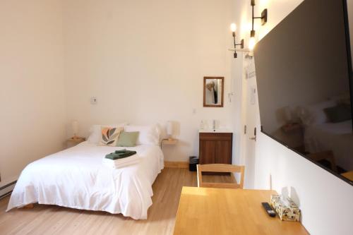 Auberge Mélilot (Auberge Melilot) in โดลโบ-มิสทาสซินี (QC)