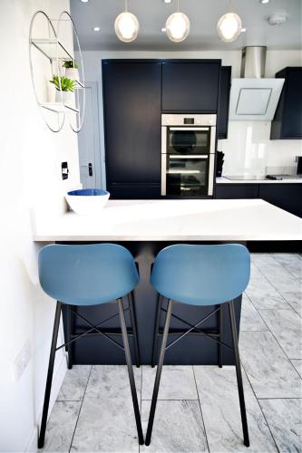 廚房, Criccieth 1 Bed Apartment Private patio Off Road Parking in 克里基厄斯市中心