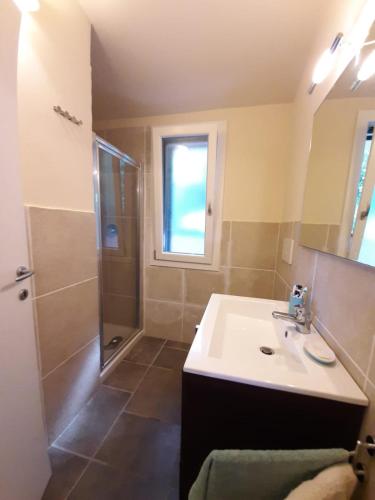 Deluxe Villa image 9