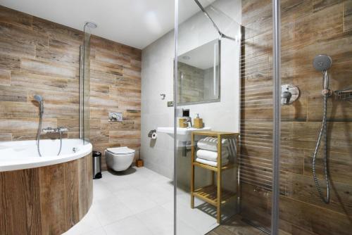 Hotel Vydrovy Boudy, Pec Pod Snezkou - Petzer