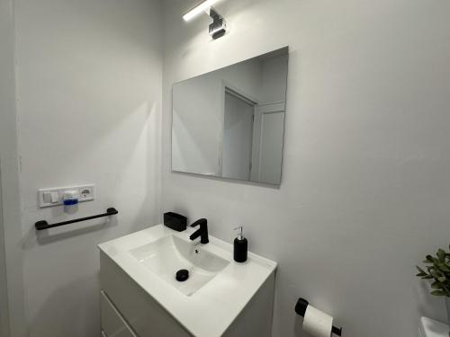 Two-Bedroom Apartment image 4