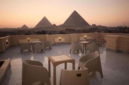 HYATT Pyramids Residence, Giza