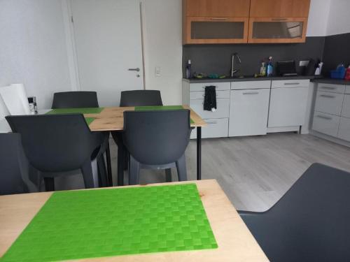 廚房, rooms & kitchen - Günstige Langzeitmiete (rooms & kitchen - Gunstige Langzeitmiete) in 林登
