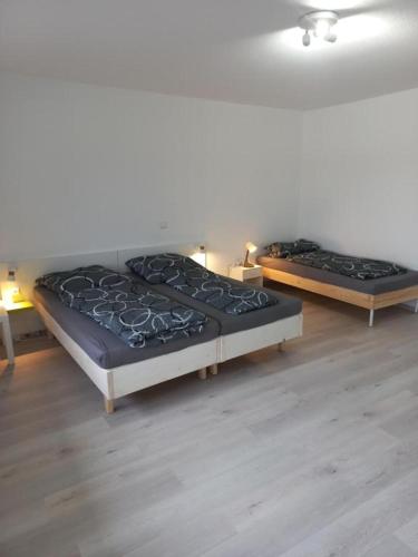 rooms & kitchen - Günstige Langzeitmiete (rooms & kitchen - Gunstige Langzeitmiete) in 林登