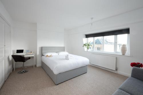 3 bedrooms, 3 beds