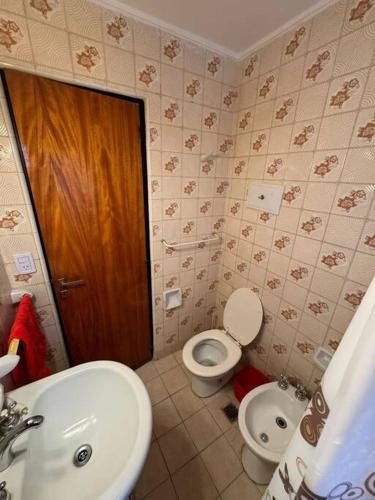 Two-Bedroom Apartment image 3