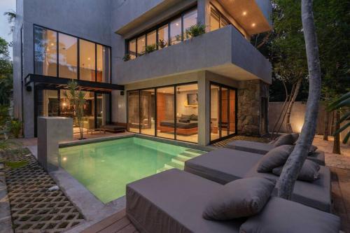 Luxury 3BR House Rooftop Pool in Prime Tulum Area