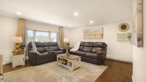 The Mod Pad! 15 min from Airport in Valley Stream, USA