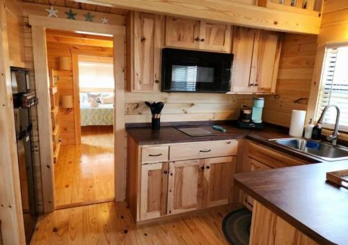 Water view Cabin near North Topsail Beach in Sneads Ferry (NC)