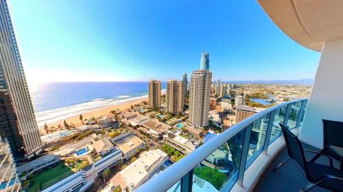 Level 27 Oceanview Apt In Hilton-Signed Building
