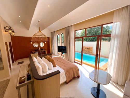 SIRAVA Kohlarn - สิราวา เกาะล้าน, Bang Lamung, Chon Buri