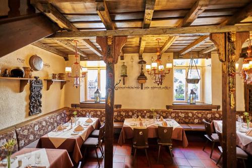 Hotel Doctor Weinstube 4