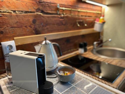 Garden Studio next to Telliskivi & Old Town in Northern Tallinn