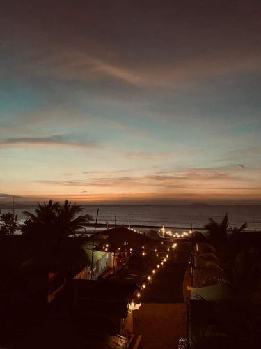 Kua's Pad Batangas Kubo in บูกานา