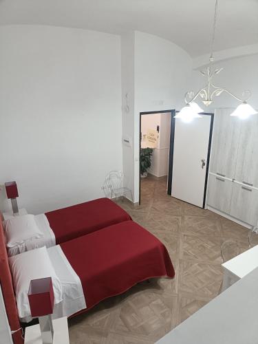 Quadruple Room image 5