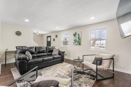 Modern & Cozy 4BR in Pittsburgh