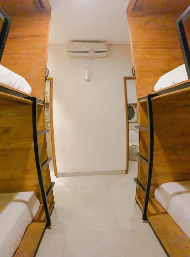 DBeds Kuta Beach Room Type - Single Bed in Dormitory Room