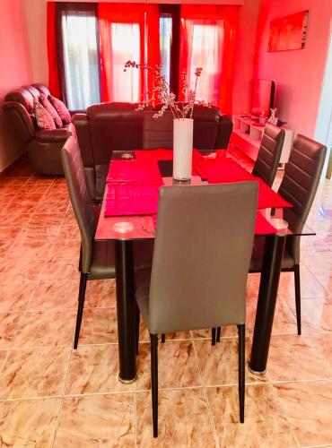 Moderne Ferienwohnung im Parterre mit Wifi