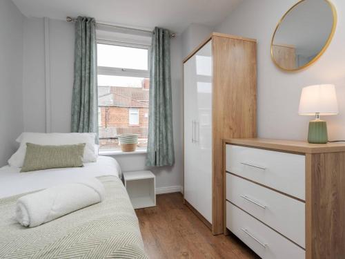 Ivy House, 3 Bed House, Parking - Pass the Keys, Liverpool (photo 3)