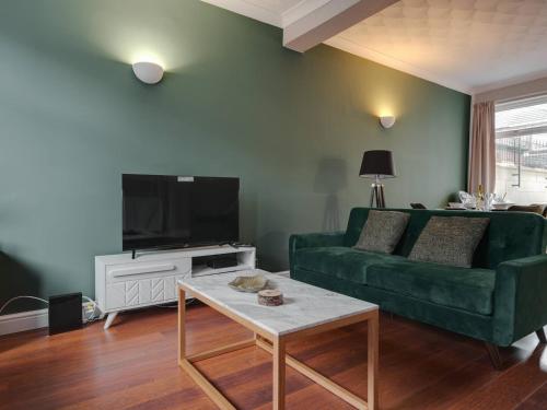 Facilities, Ivy House, 3 Bed House, Parking - Pass the Keys near Croxteth Hall & Country Park