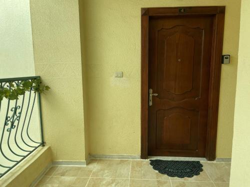 Khalda Renovated 3 Bedroom Apartment - image 5