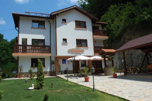 Guest House Savina