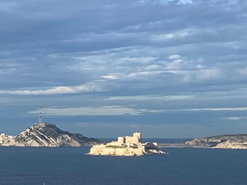Terrasse vue mer féerique - Location saisonnière - Marseille