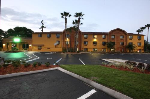 Days Inn by Wyndham Orange Park/Jacksonville