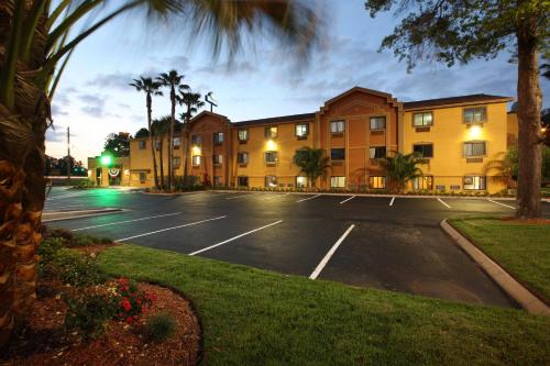 Days Inn by Wyndham Orange Park/Jacksonville