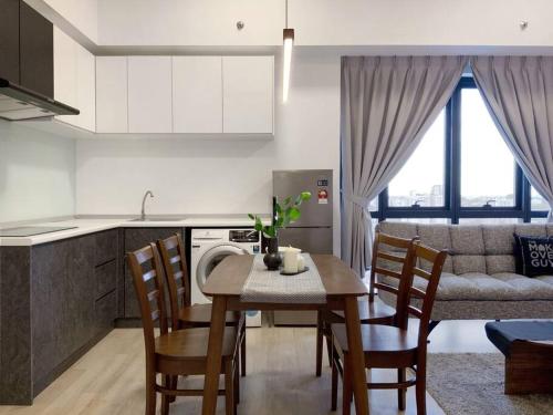Revo Home At Pavilion Bukit Jalil - image 12